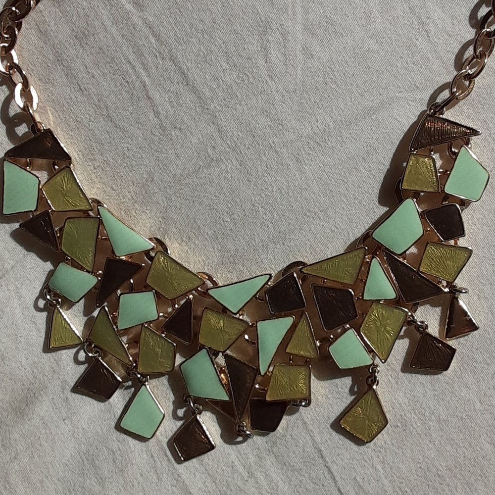 Statement necklace - Picture 5 of 6